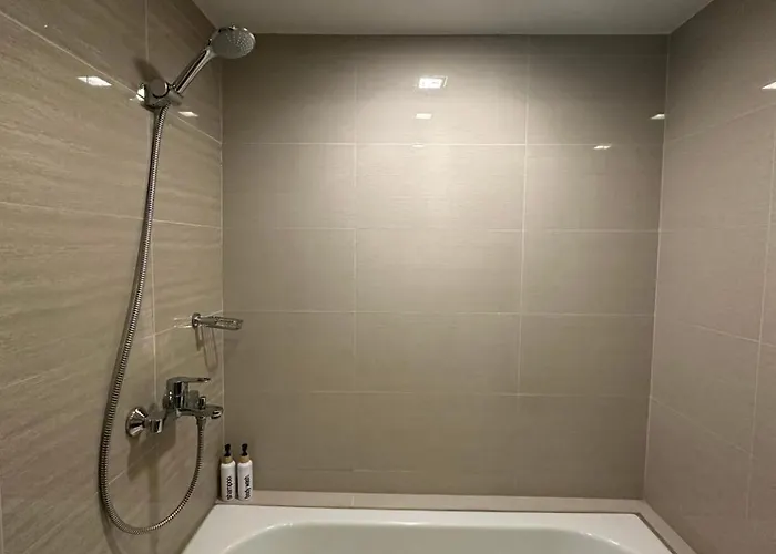 Bgc Prime 3br Gem + Washer Near Uptown Mall